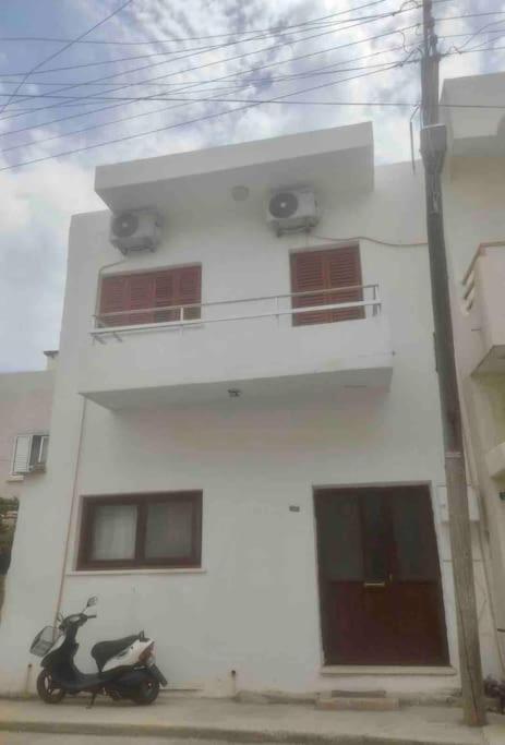 Arsinoe Guest House Famagusta  Exterior foto